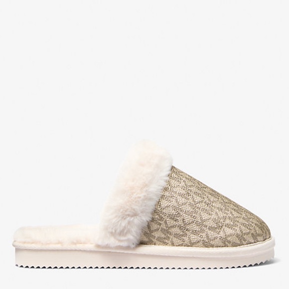 NWT Gd Metallic Signature Logo and Faux Fur Slipper, Size 5 - Picture 2 of 3